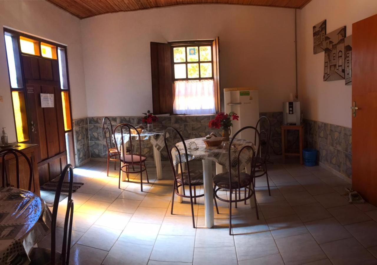 Pousada Recanto Da Vila Pirenopolis Exterior photo